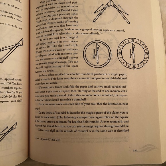 The Goodly Spellbook - Picture 3 of 4